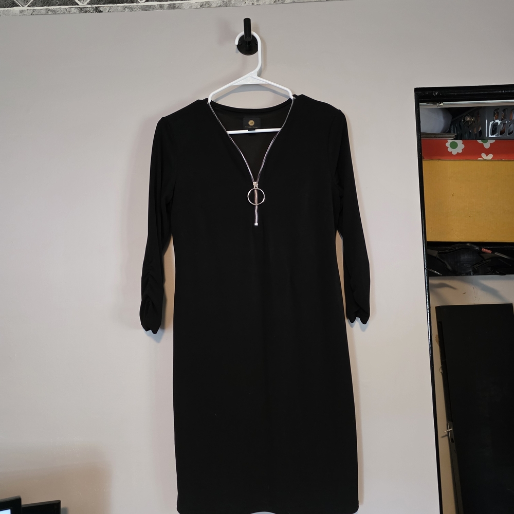 JM Collection Black Midi Dress with Circular Zip Pull